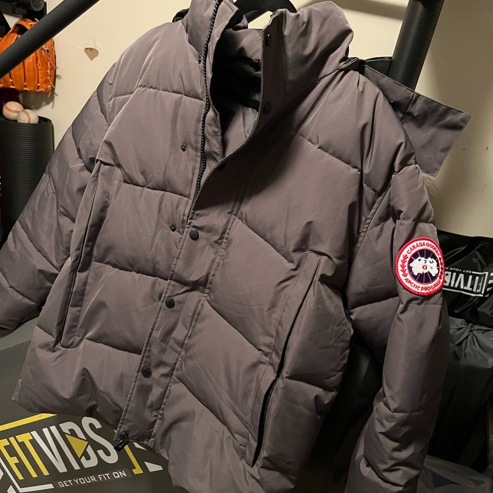 Canada Goose Macmillan Parka Grey Size XL